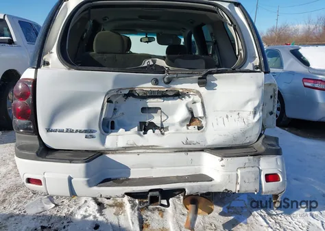 2006 Chevrolet Trailblazer Ls z USA, uszkodzony, nr VIN 1GNDS13S362229338